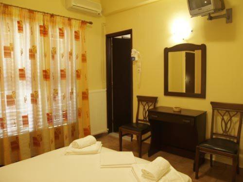 Hotel Figalia กาลาเนรา ห้อง รูปภาพ