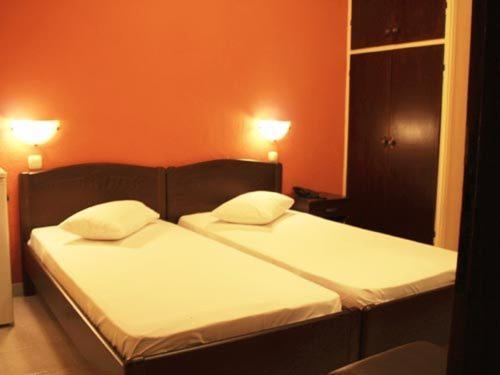 Hotel Figalia กาลาเนรา ภายนอก รูปภาพ